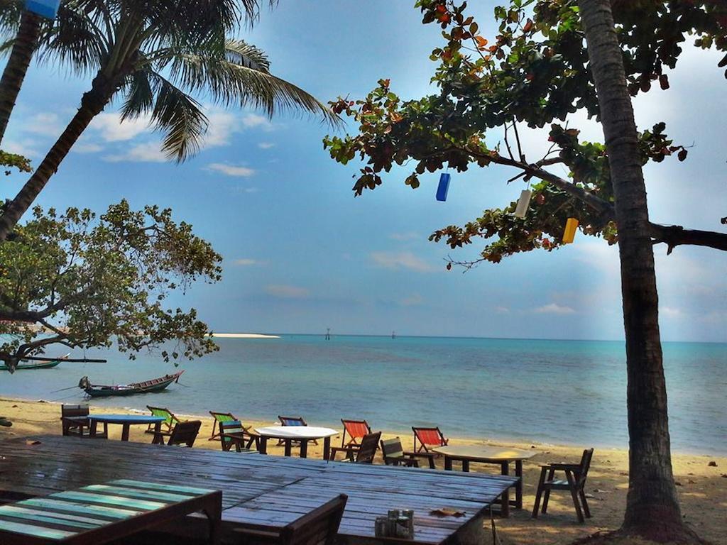 Хостел Think & Retro Cafe Lipa Noi Samui Екстер'єр фото